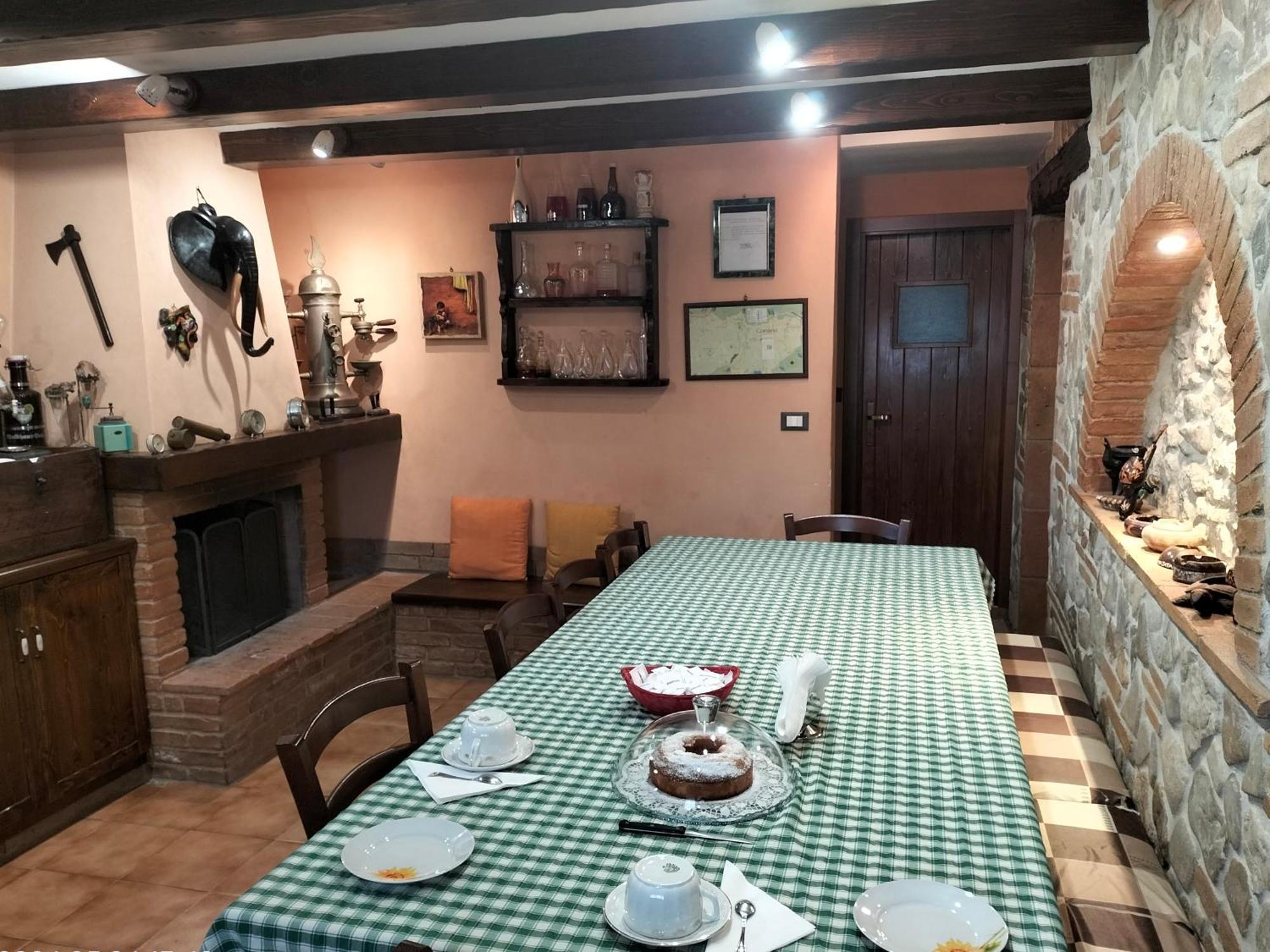 Il Cantinoccio B&B Cerasolo Buitenkant foto